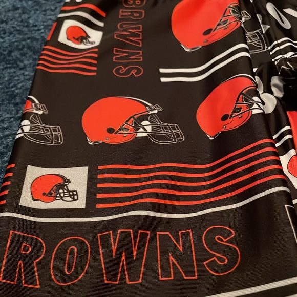 Cleveland Browns leggings - Picture 2 of 3